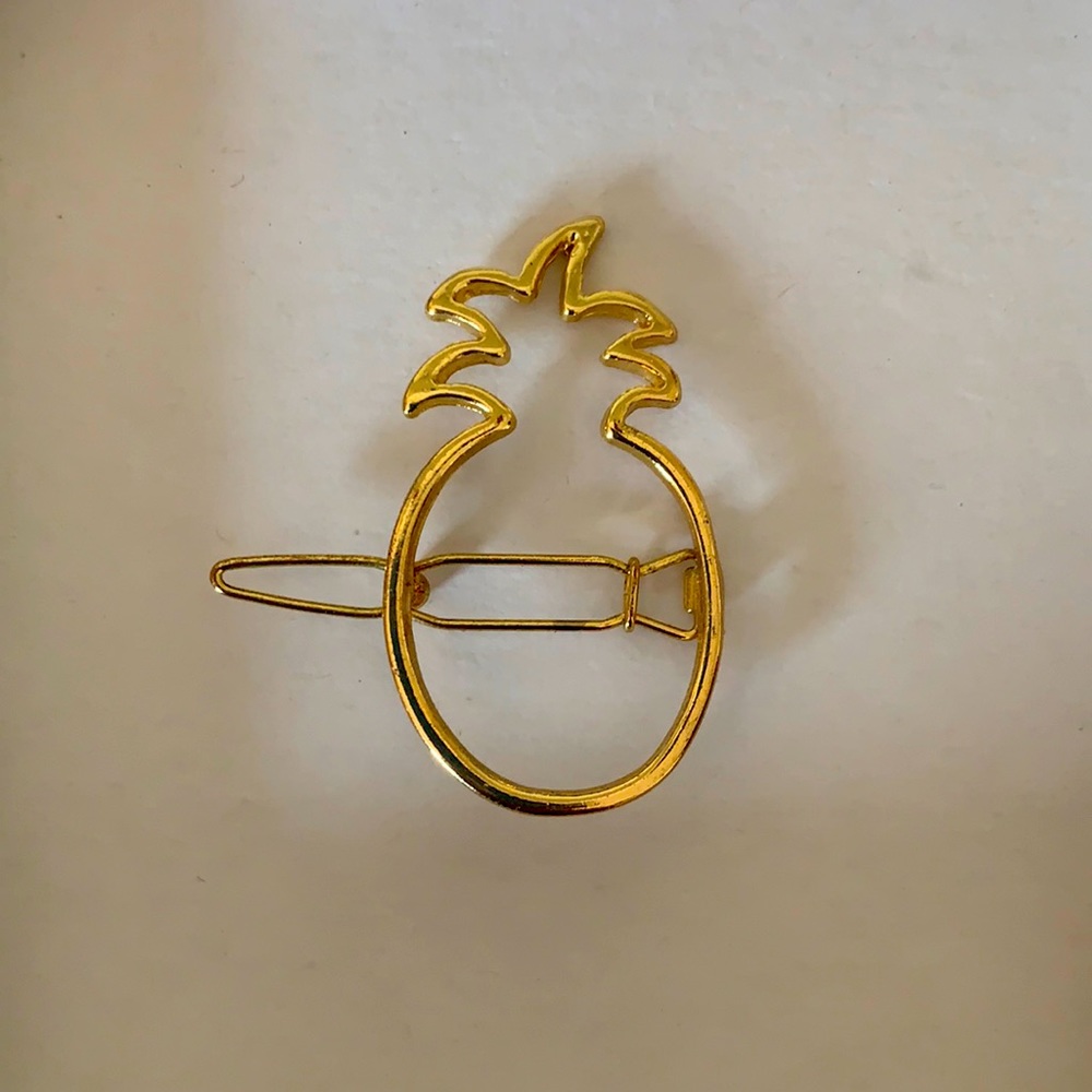 New Gold-tone Pineapple hair barrette 🍍💁🏻‍♀️